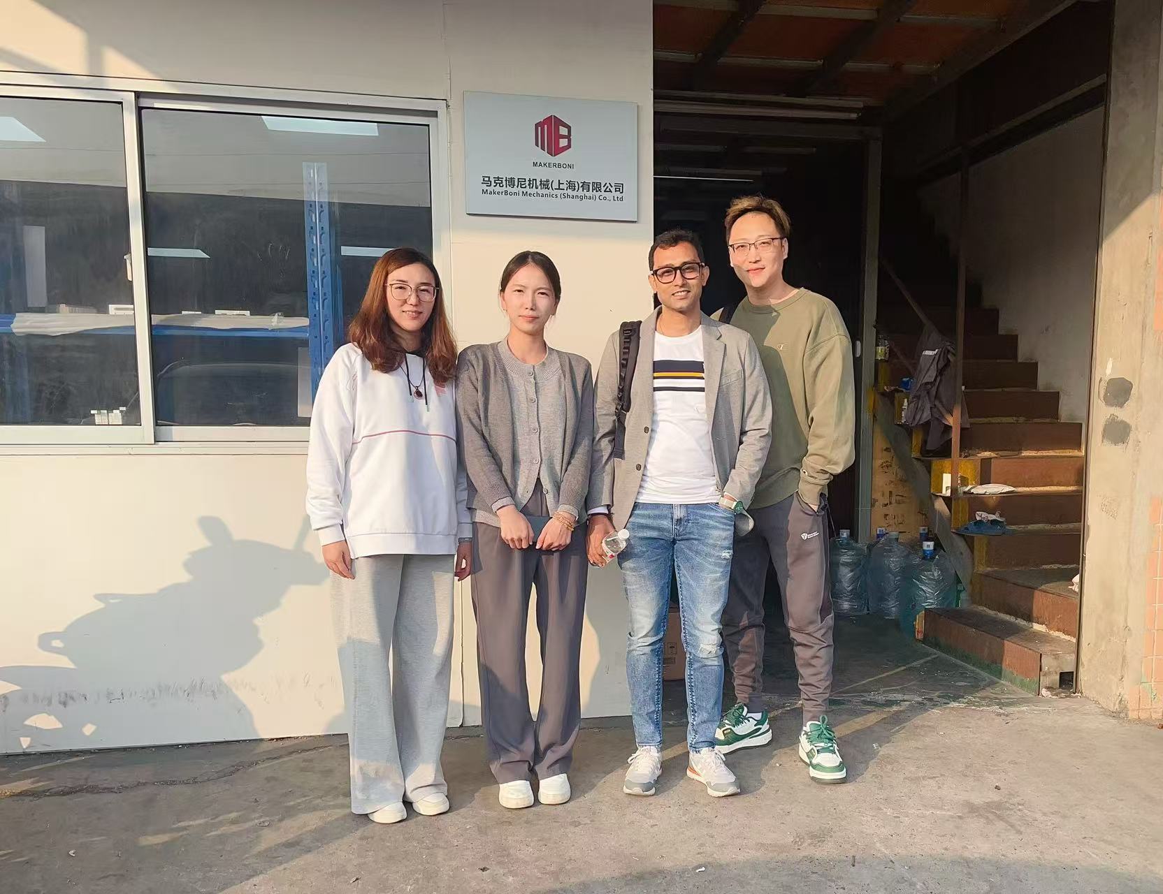 Blog công ty mới nhất về Chủ nhà máy Việt Nam quốc tế đến thăm MakerBoni để kiểm tra và hợp tác tại chỗ